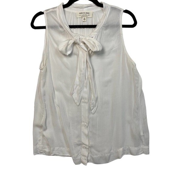cloth & stone Tops - Anthropologie Cloth & Stone Sleeveless Button Front Blouse Top Size Small
